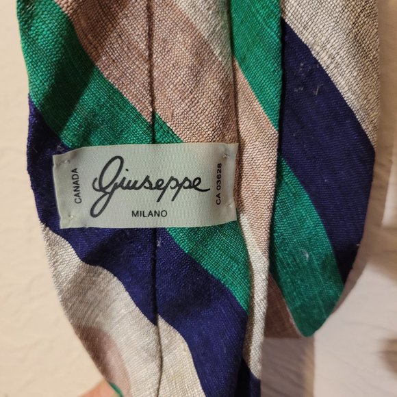 Vintage Skinny Necktie - Picture 2 of 3